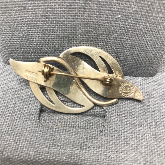 Puente Alpaca Texaco  Sterling Leaf Brooch - Picture 2 of 3